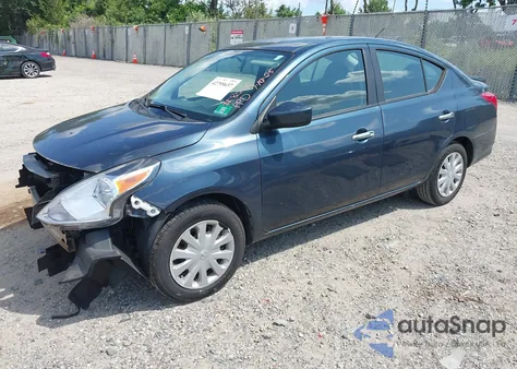 2015 Nissan Versa 1.6 Sv z USA, uszkodzony, nr VIN 3N1CN7AP6FL852984